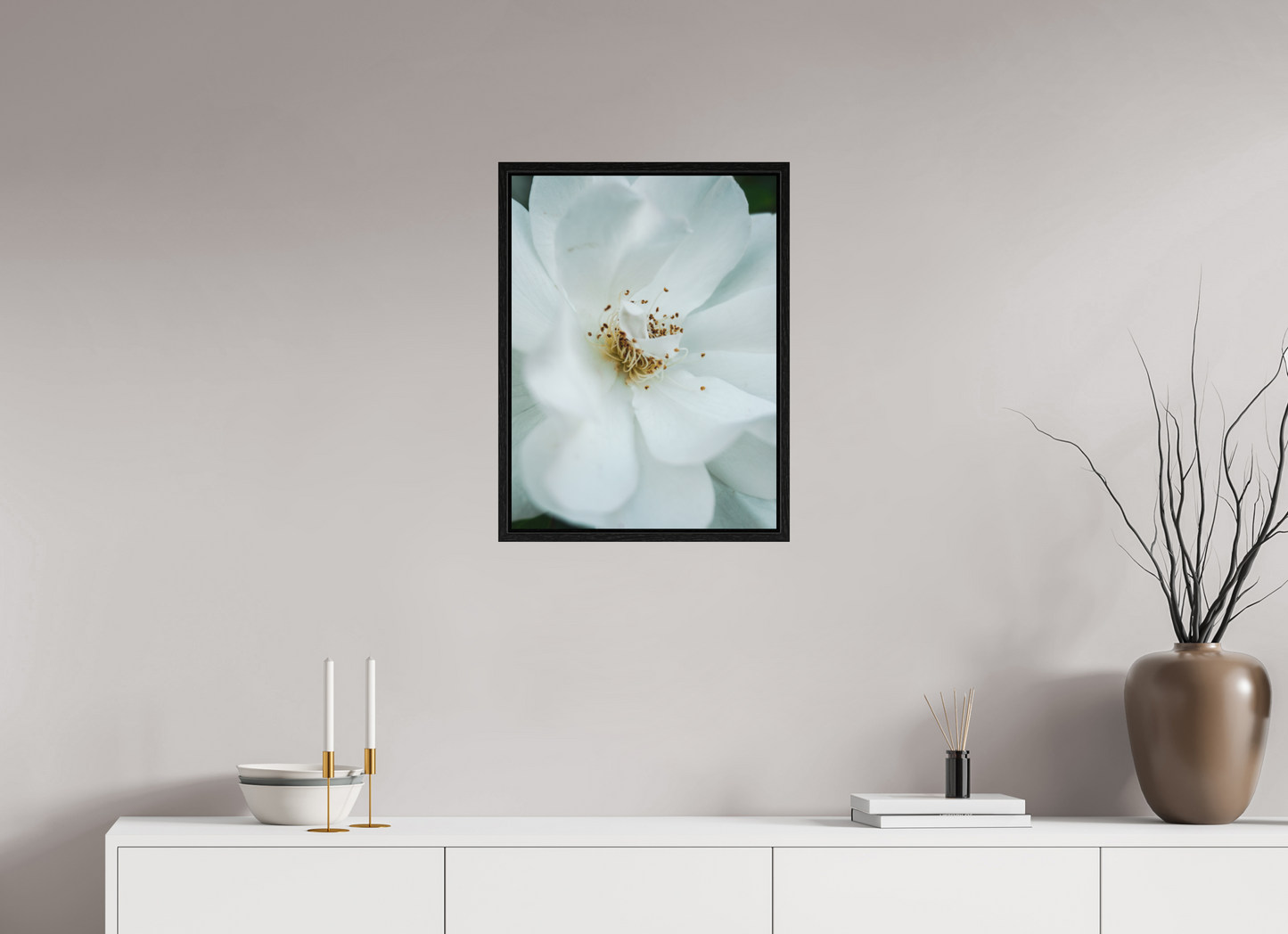 45 x 60 cm, Floater Frame White camelia