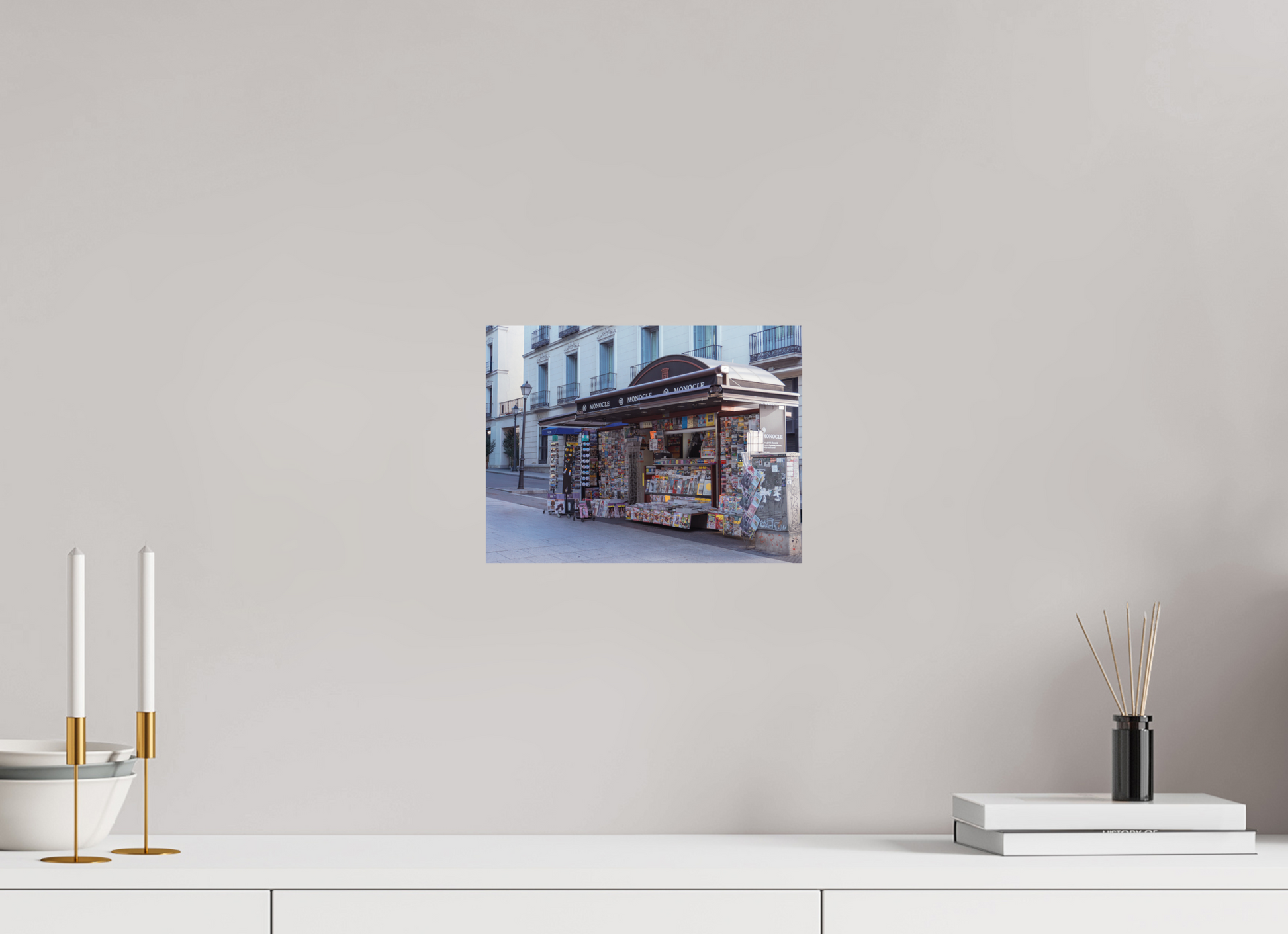 28 x 21 cm, Photo Print On Fuji Crystal DP II Corner stand Madrid