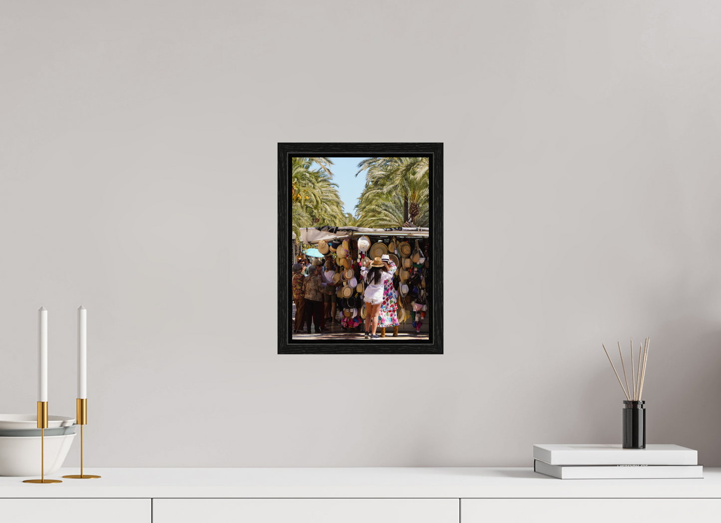 21 x 28 cm, Floater Frame Trying on summer