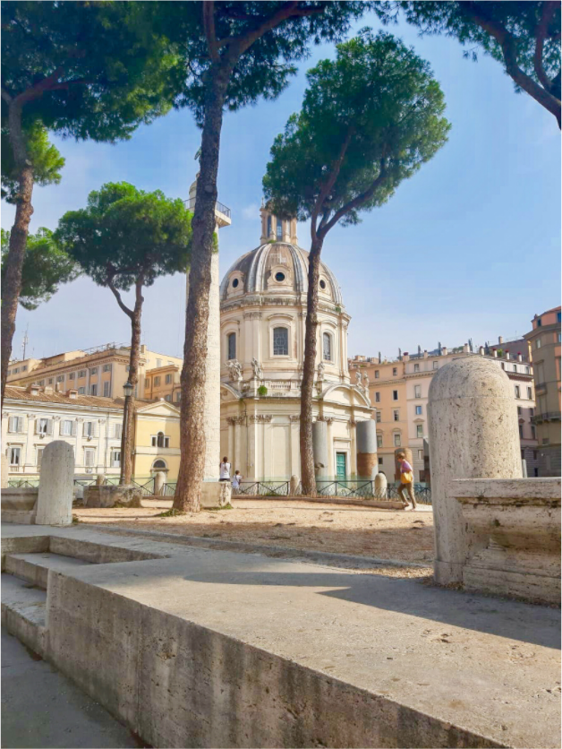 Main image When in Rome